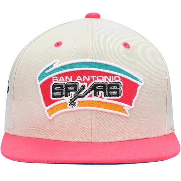 San Antonio Spurs Mitchell & Ness Hardwood Classics 2-Tone Snapback Hat 7 1/4 - Picture 2 of 12